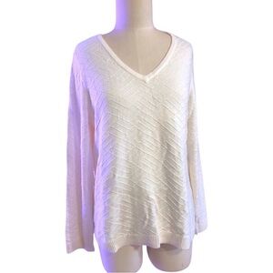 NEW WITH TAGS Chico's Cream V Neck Textured Sweater Size 1X